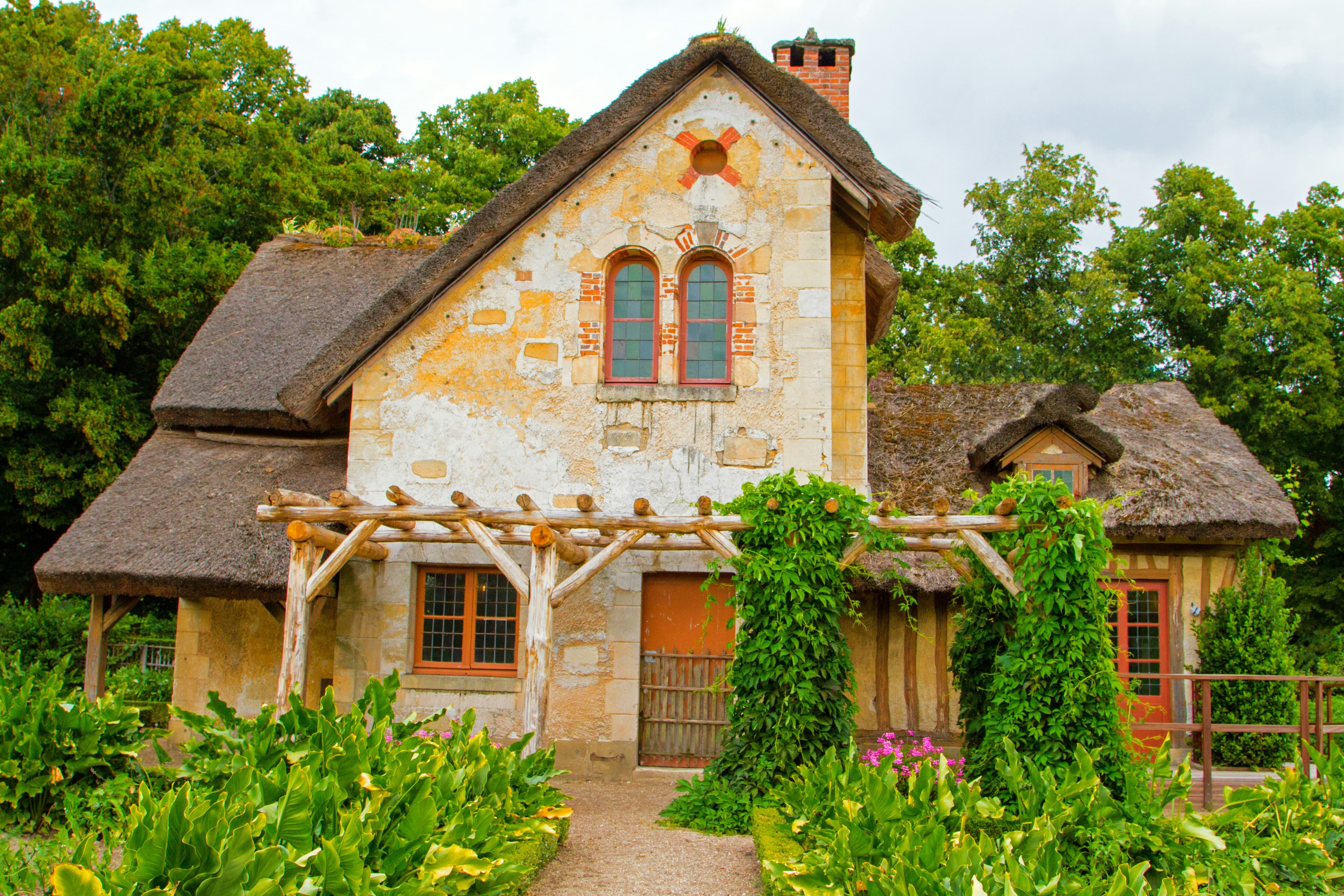 Best Home & Garden Ideas to Transform Your Space in 2026