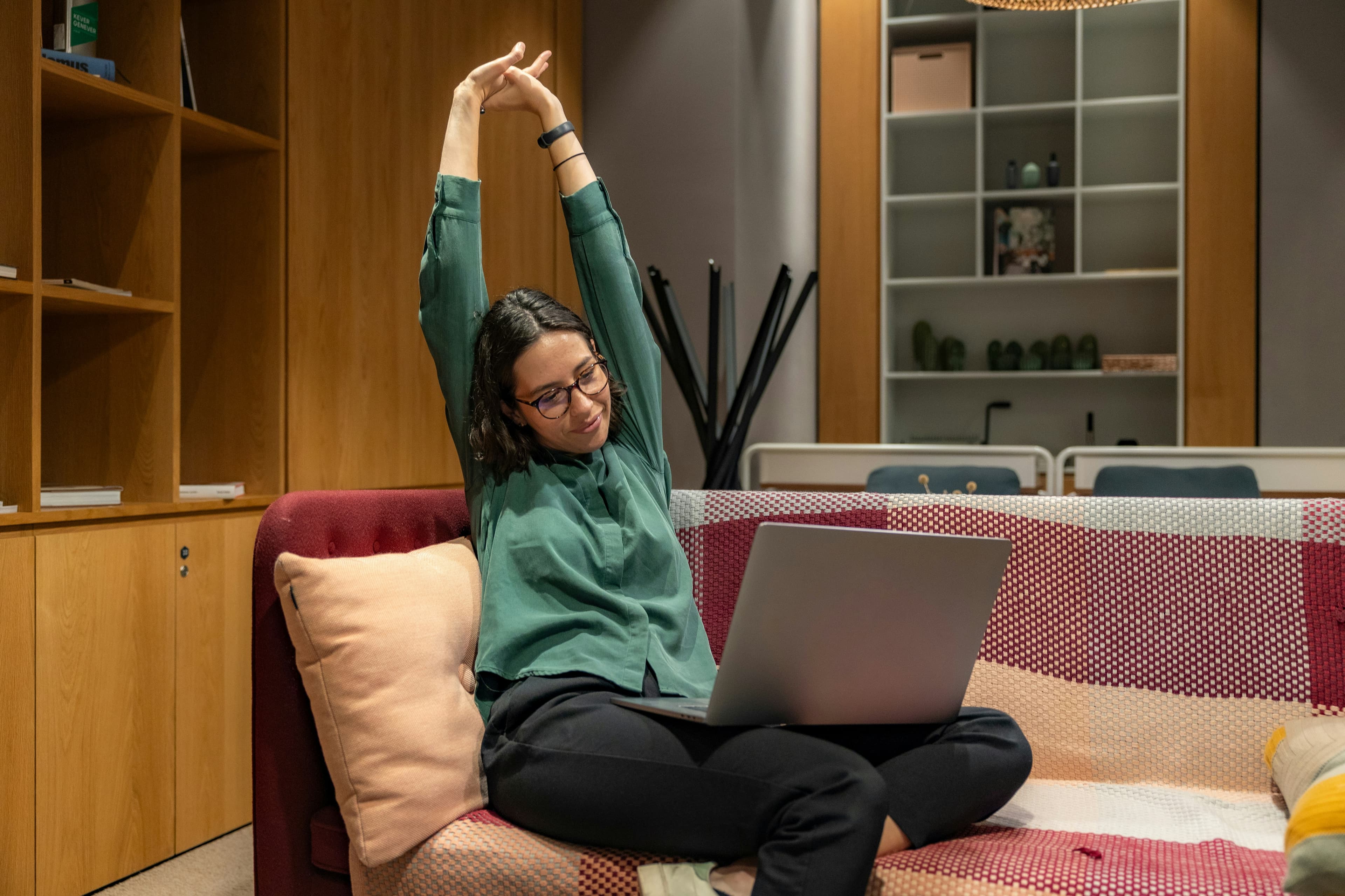 Work-Life Balance Tips for a More Peaceful and Productive Life