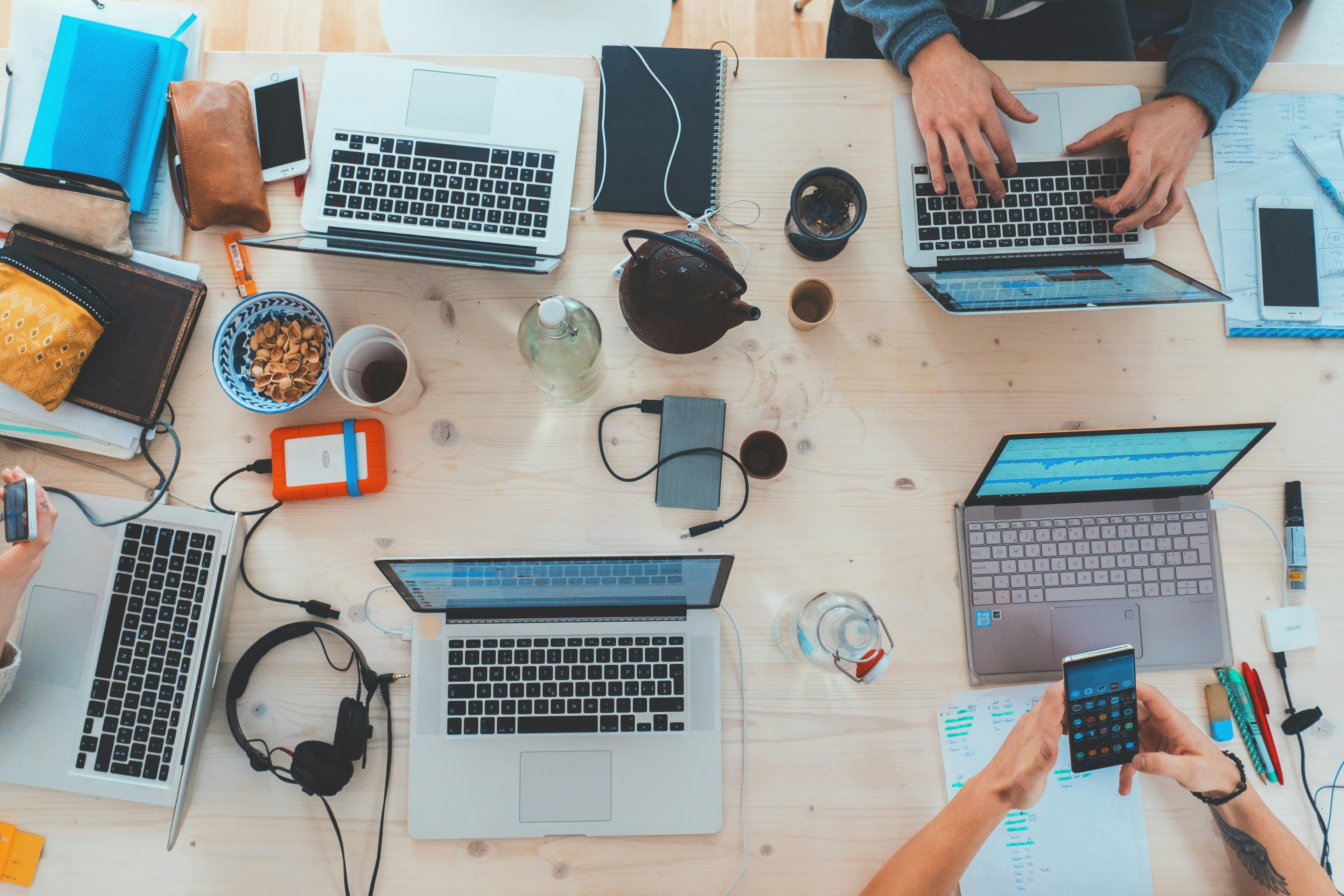 Digital Detox: Why and How to Reduce Screen Time Effectively